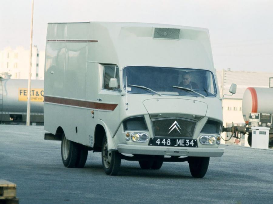  Citroen 600 1964 года  (фото 1 из 3)
